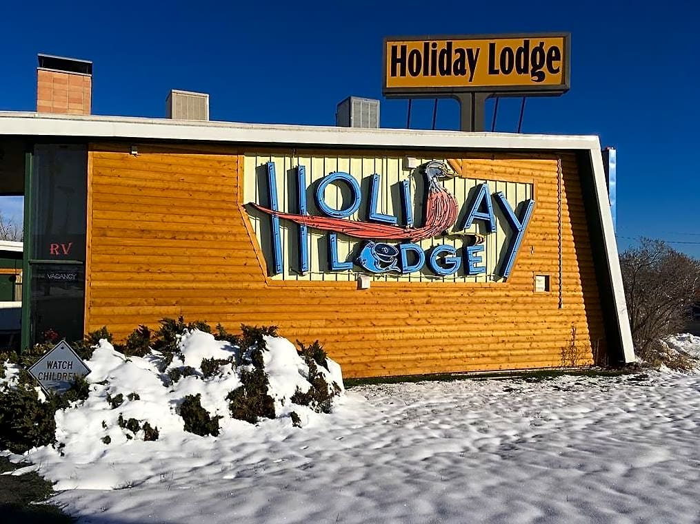 Holiday Lodge Motel & Campground