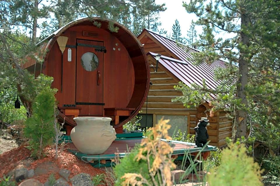 Lava Mountain Lodge