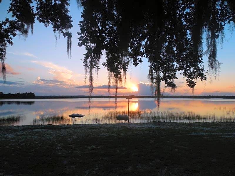 Elite Resorts at Salt Springs