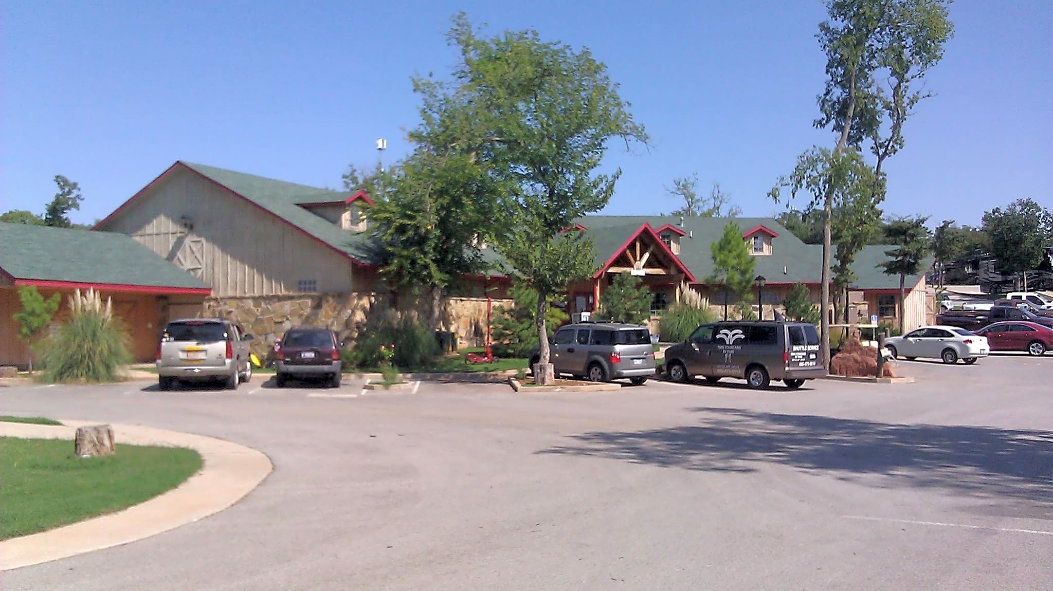Twin Fountains RV Resort