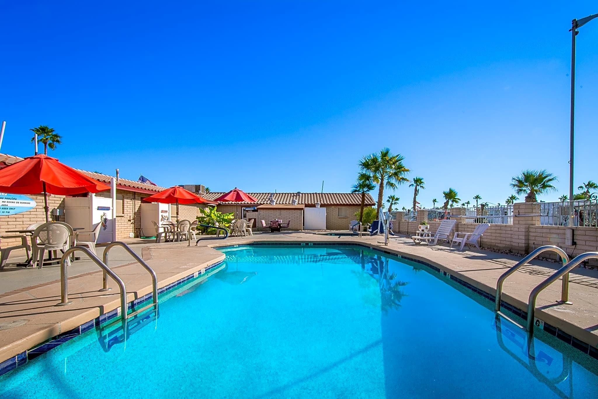 Desert Holiday RV Resort (Age Restricted 55+)