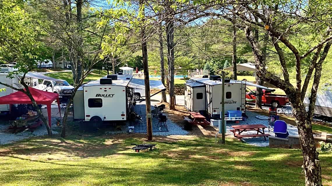 Rose Creek Campground & Cabins