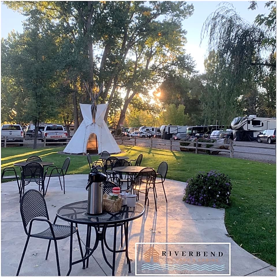 Riverbend RV Park & Cabins
