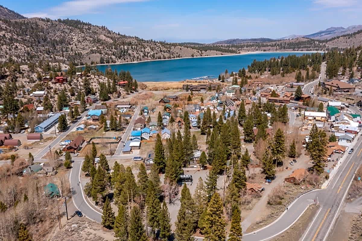 Golden Pine RV Park