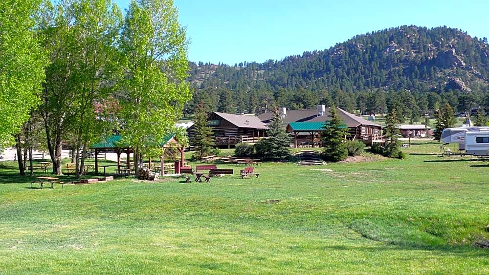 Elk Meadows Lodge & RV Resort