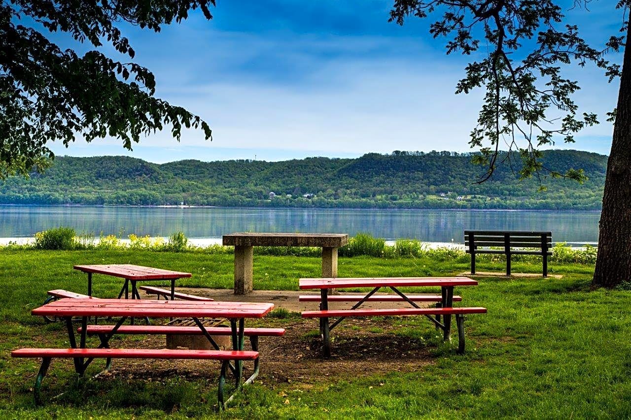 Hok-Si-La Municipal Park