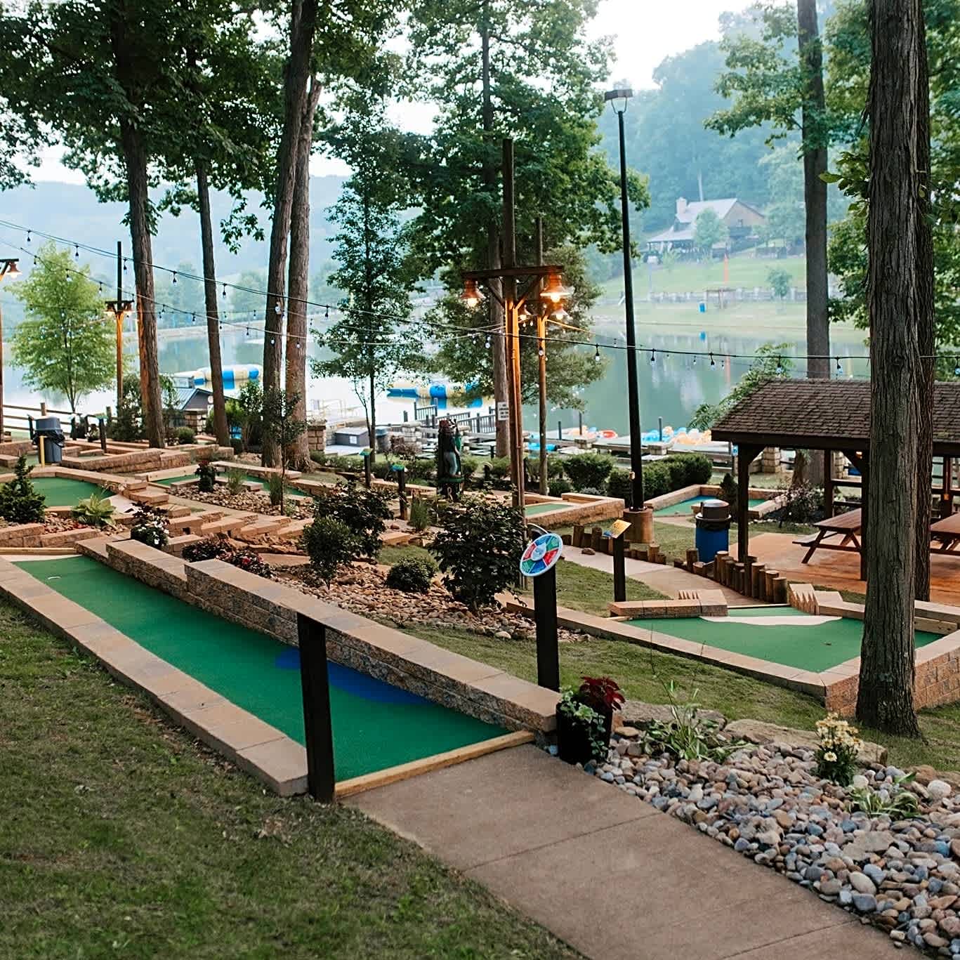 Wood’s Tall Timber Resort