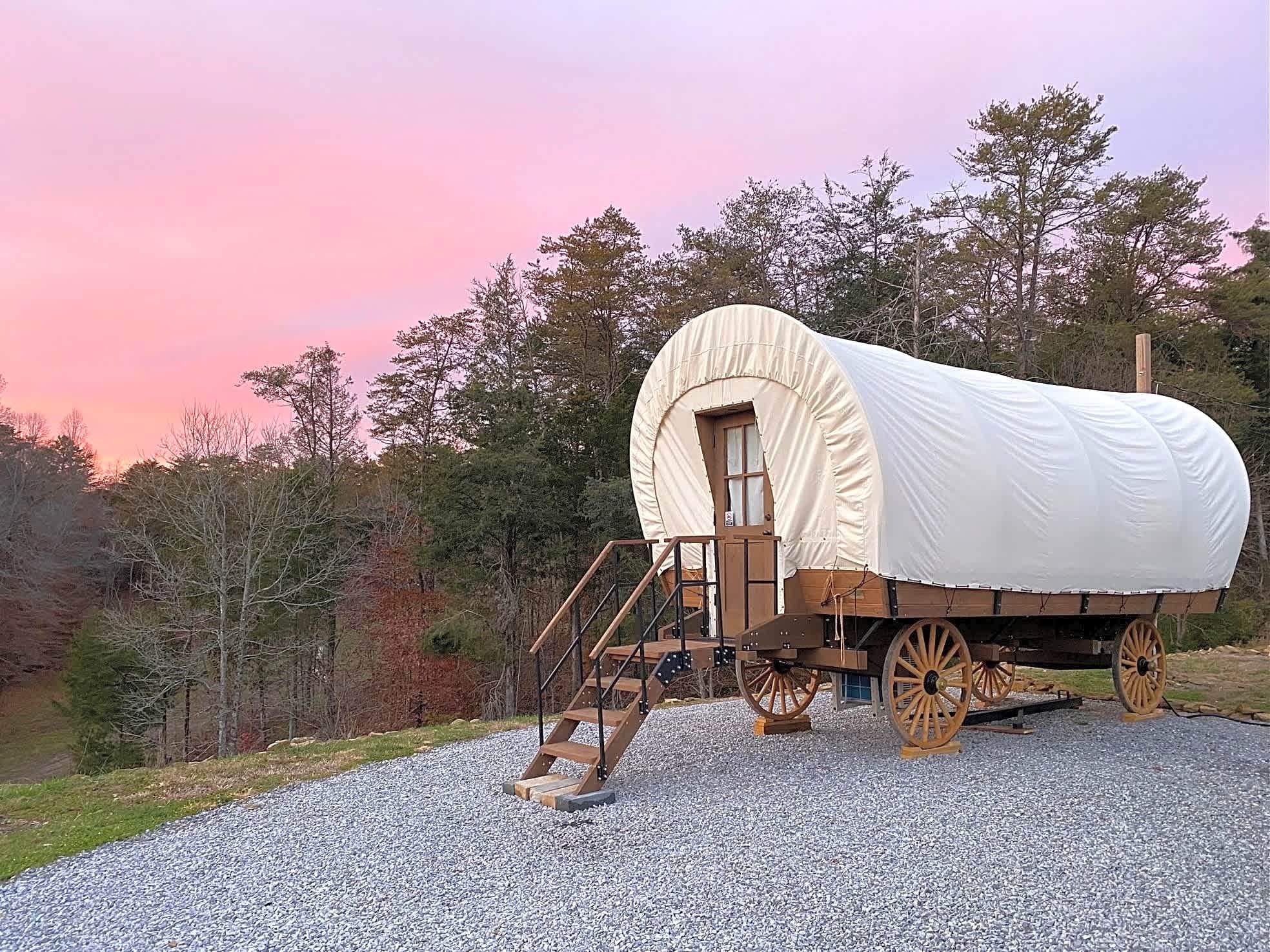 Smoky Hollow Outdoor Resort