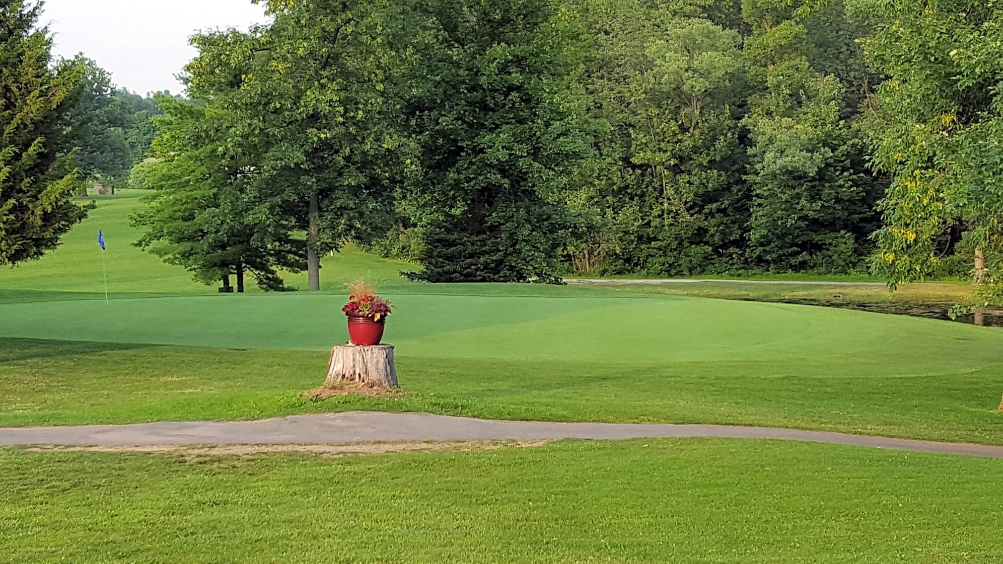 Hickory Ridge Golf &  RV Resort