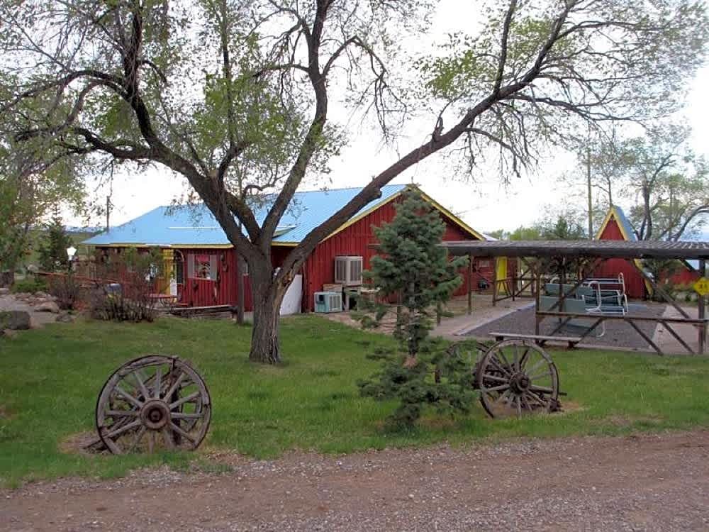 Aspen Trails Campground, RV, Restaurant & Event Venue