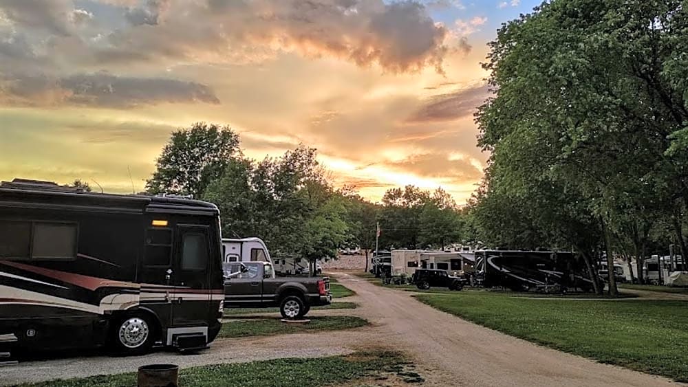 Pin Oak Creek RV Park