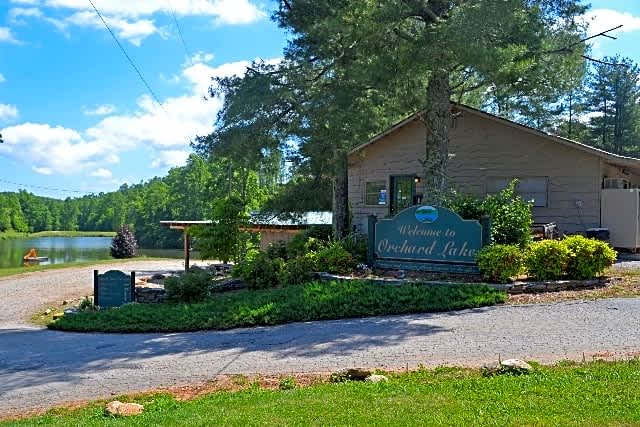 Orchard Lake Campground