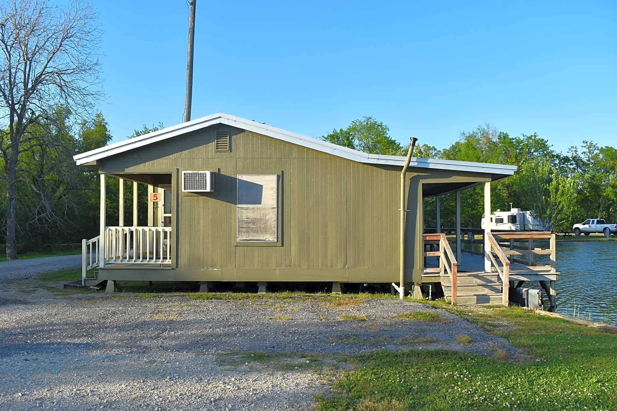 Poche's RV Park and Fish-N-Camp