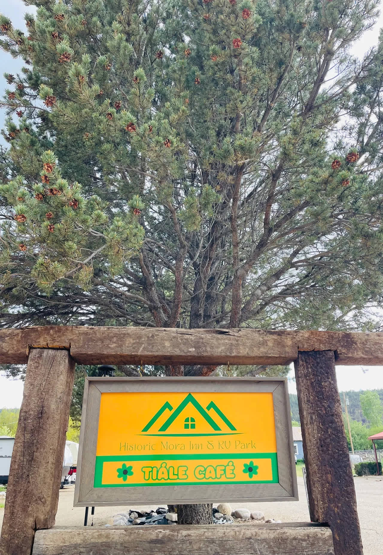 Historic Mora Inn and RV Park