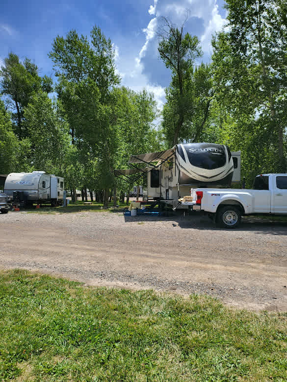 River Camp RV Park