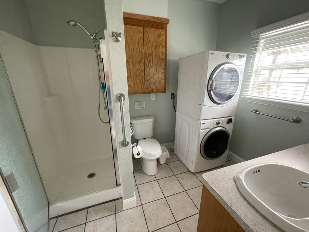 Barefoot Bungalow And RV Spot