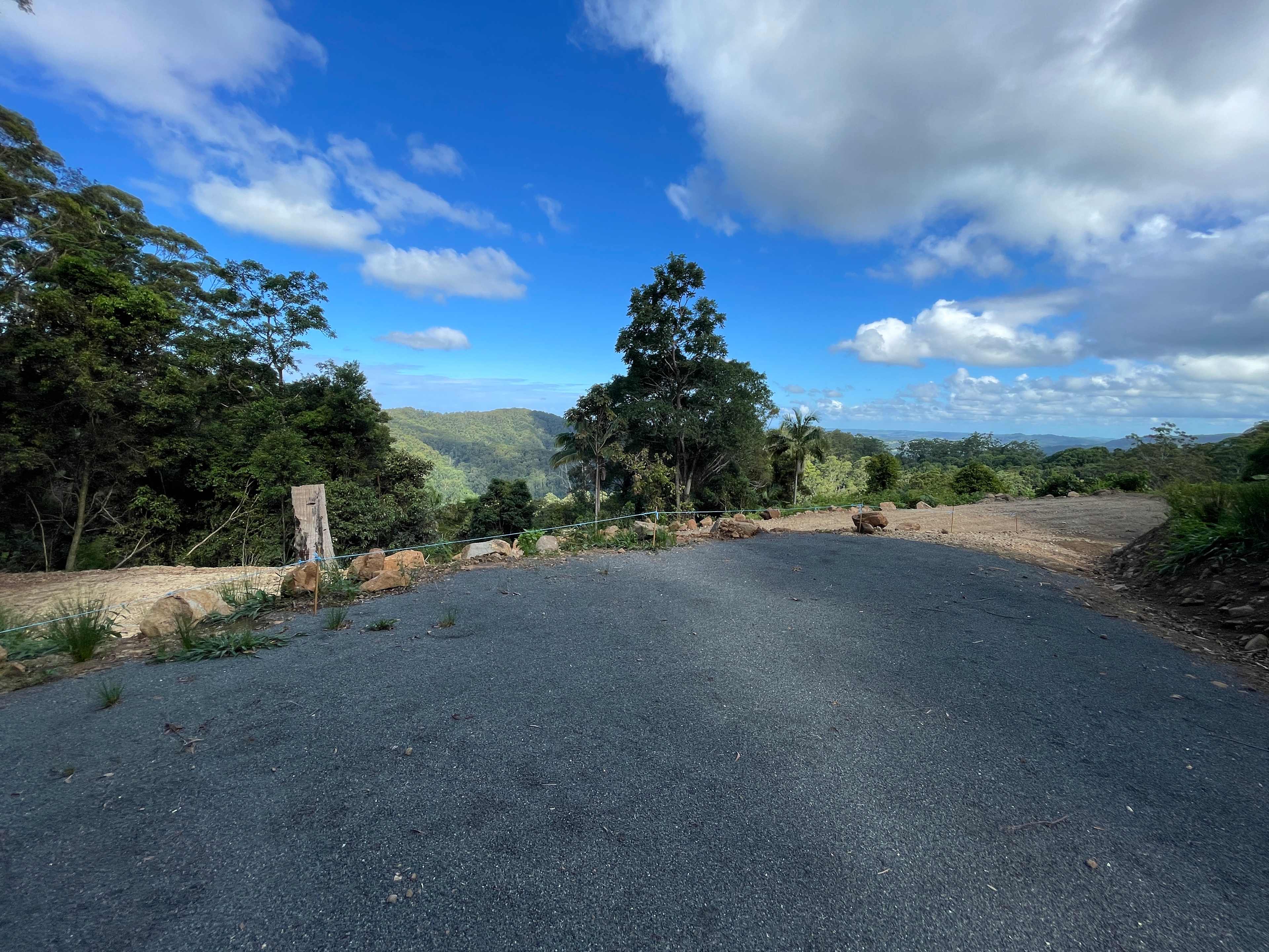 Pacific Peak - Views, 4x4s, Bikes