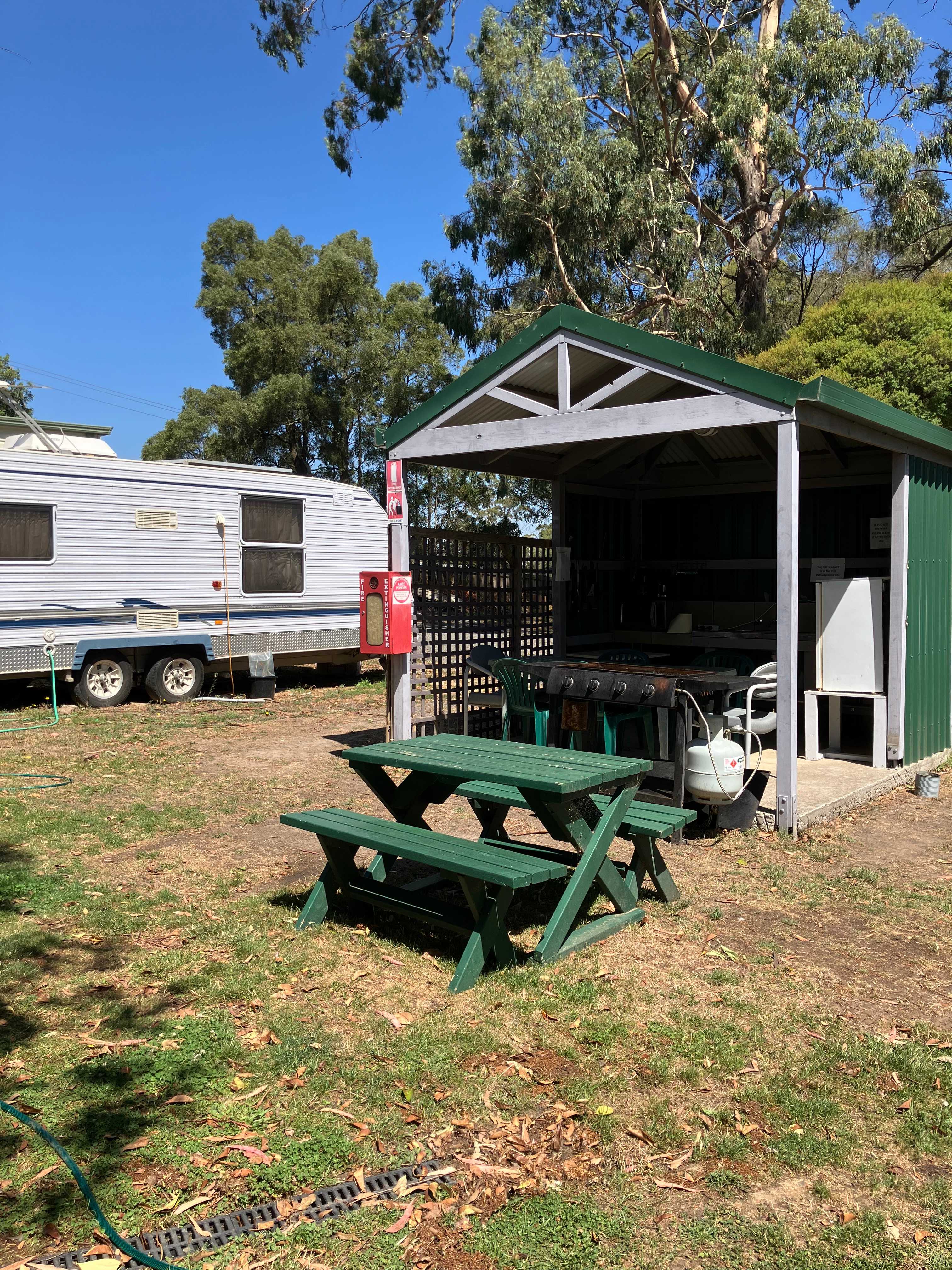 Woodmanshill Motel And Rose Park
