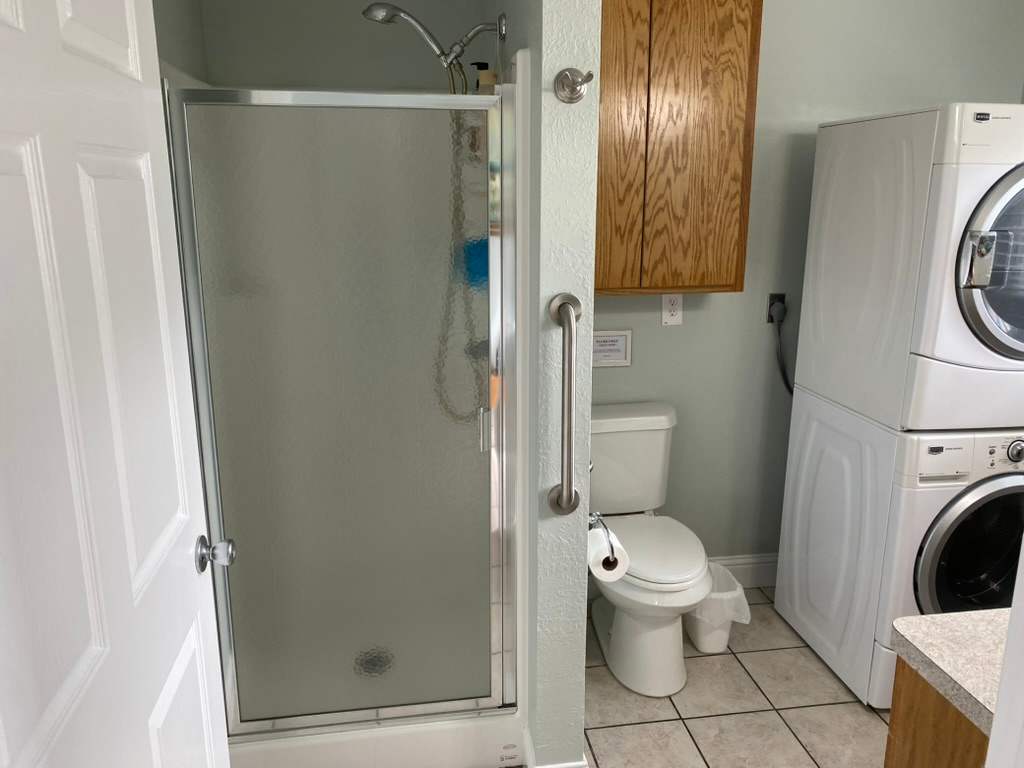 Barefoot Bungalow And RV Spot