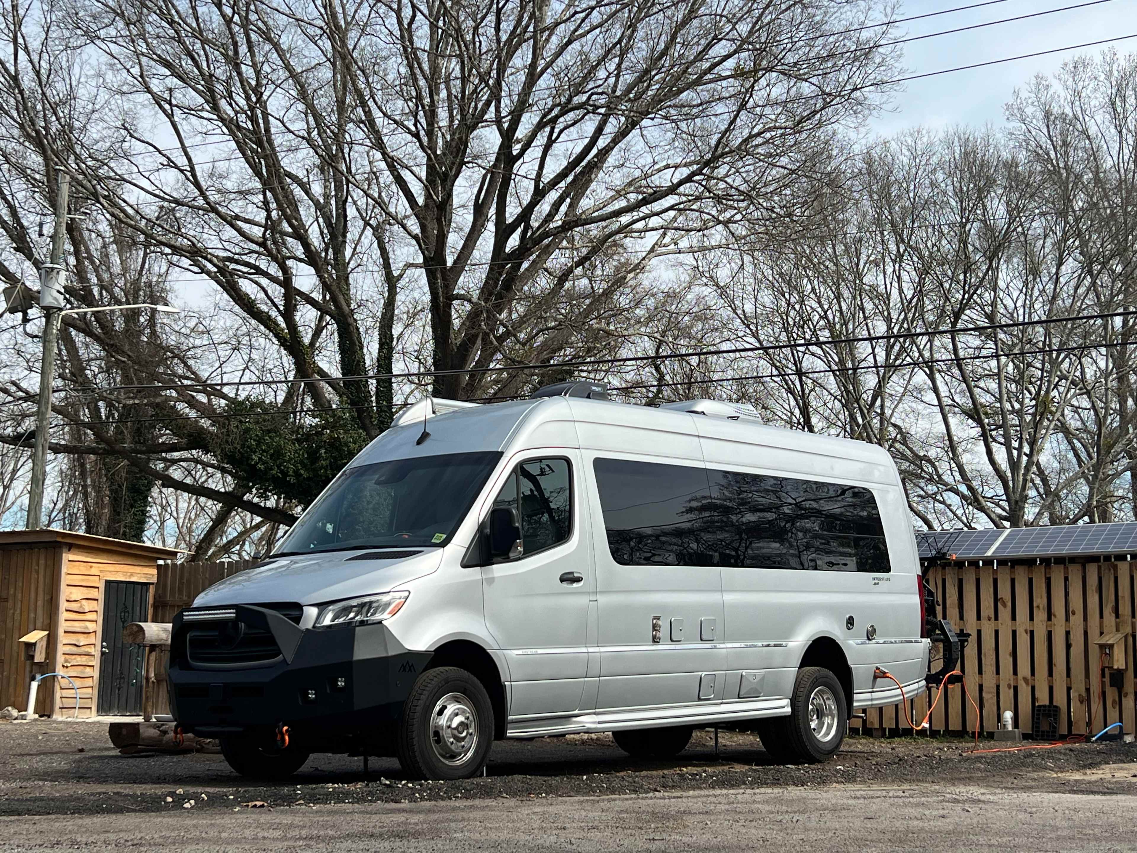 Full hook ups to the rear.