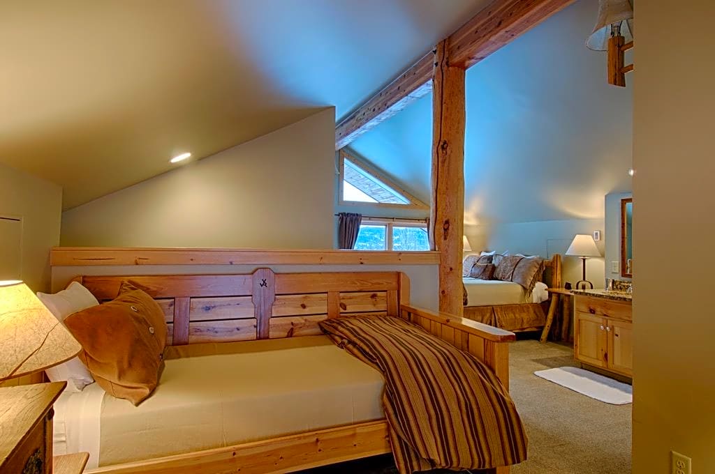Little Agnes Cabin