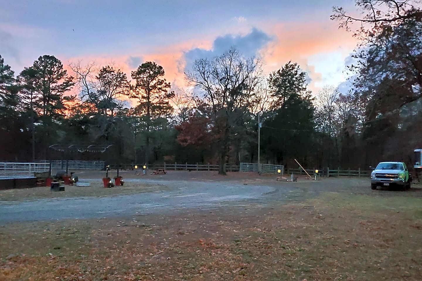 Standard RV Site w/ 2 Horse Pens