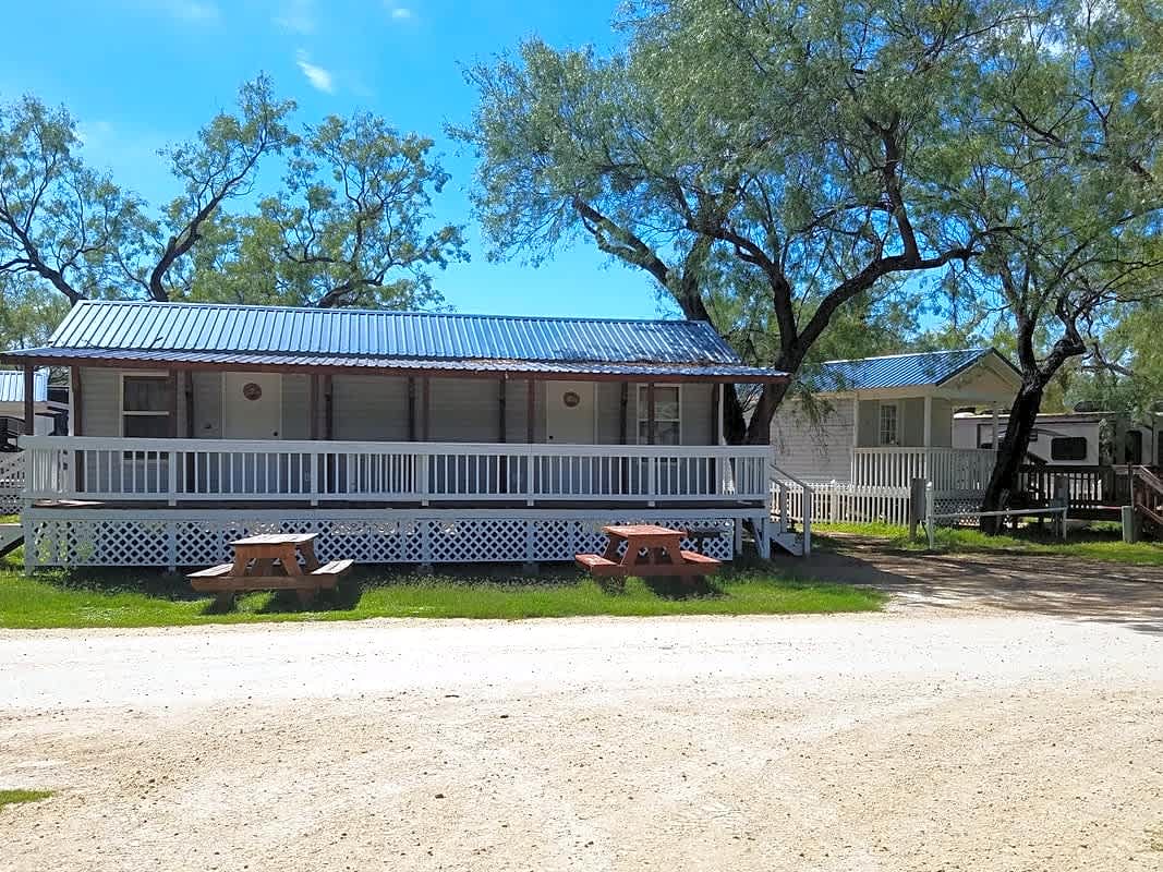 Deluxe Cabin