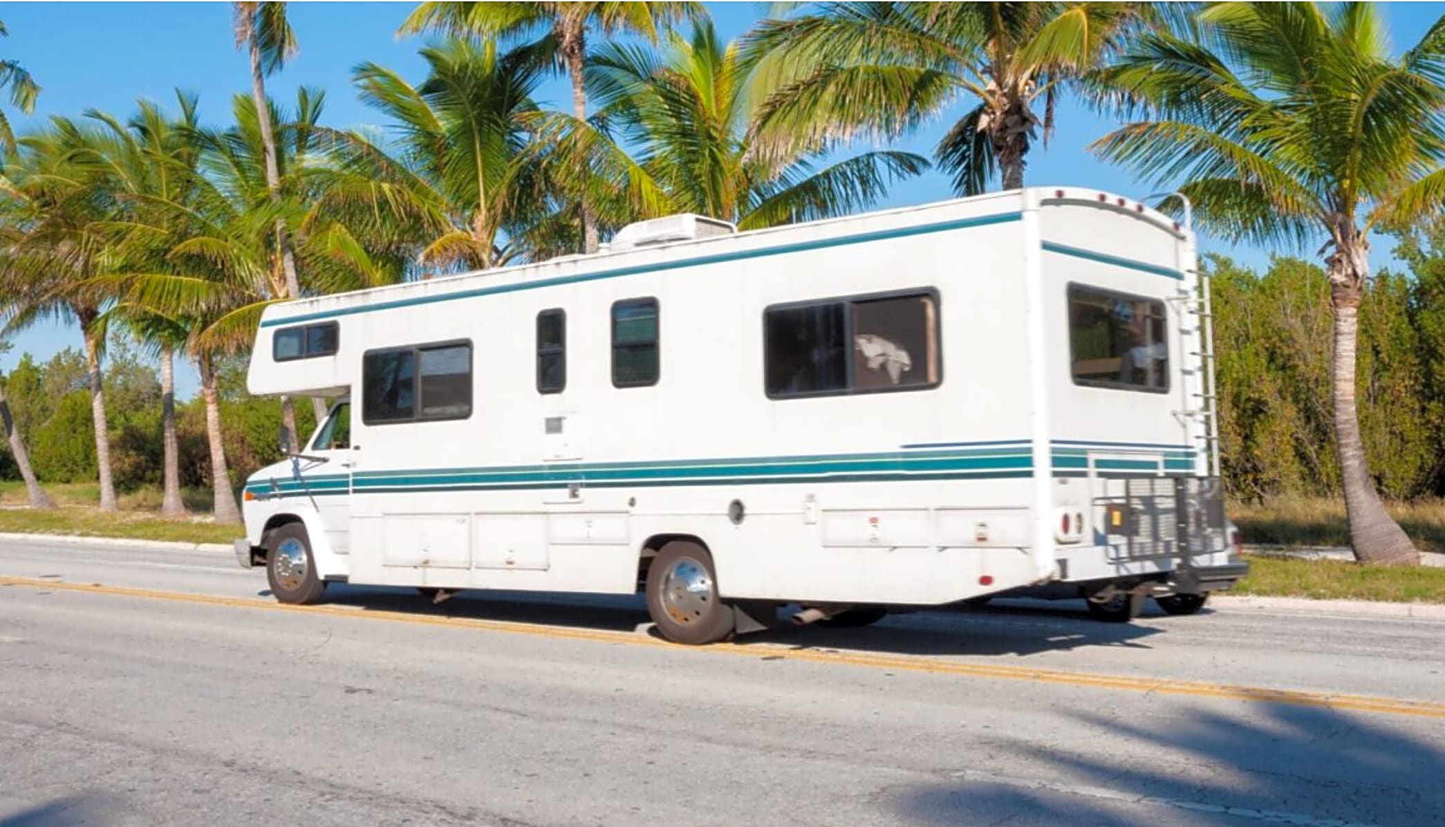 30/50 Amp Deluxe RV Site