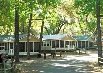 Cottage Lake View