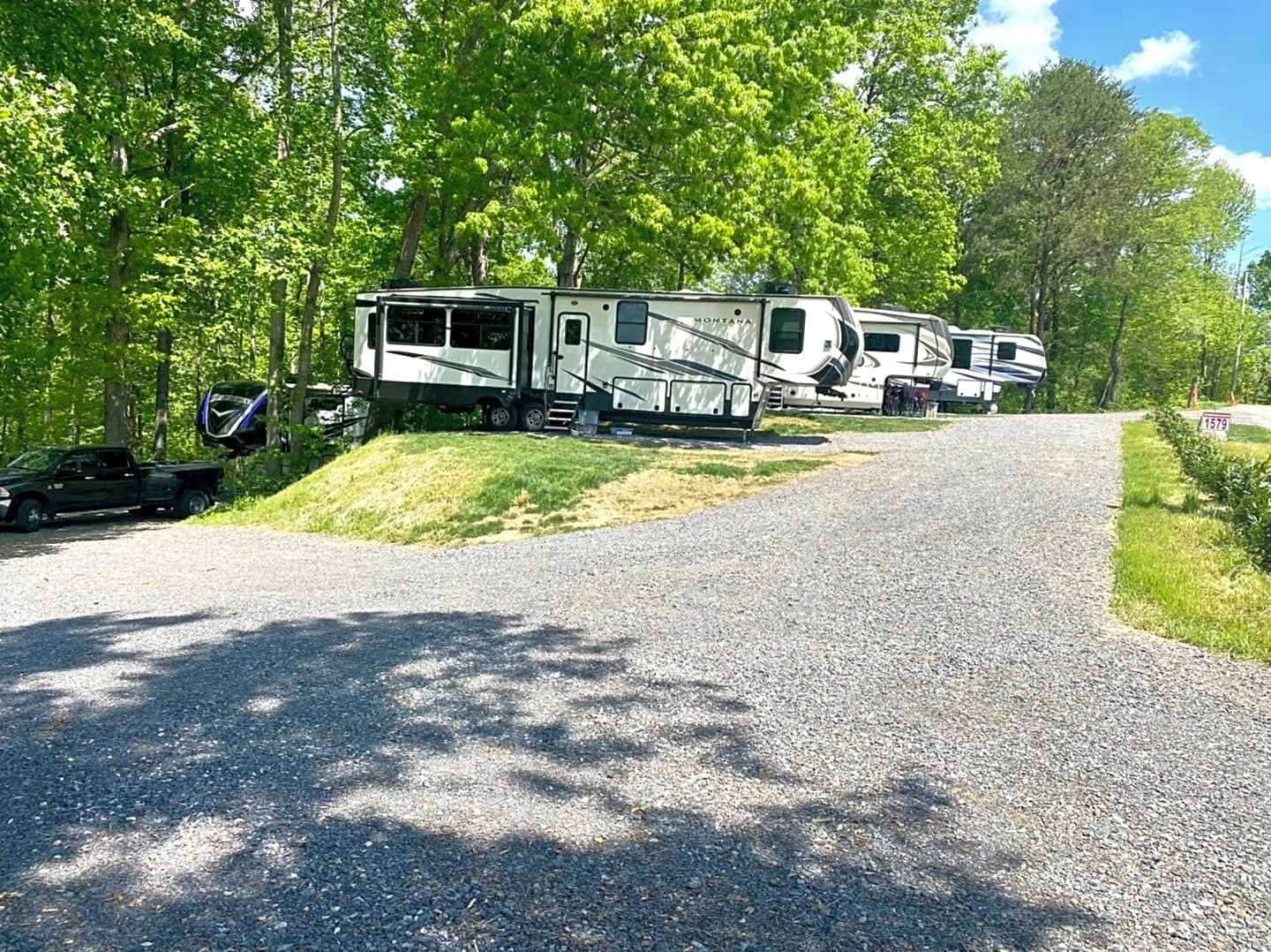 Premium Pull-Through RV Site
