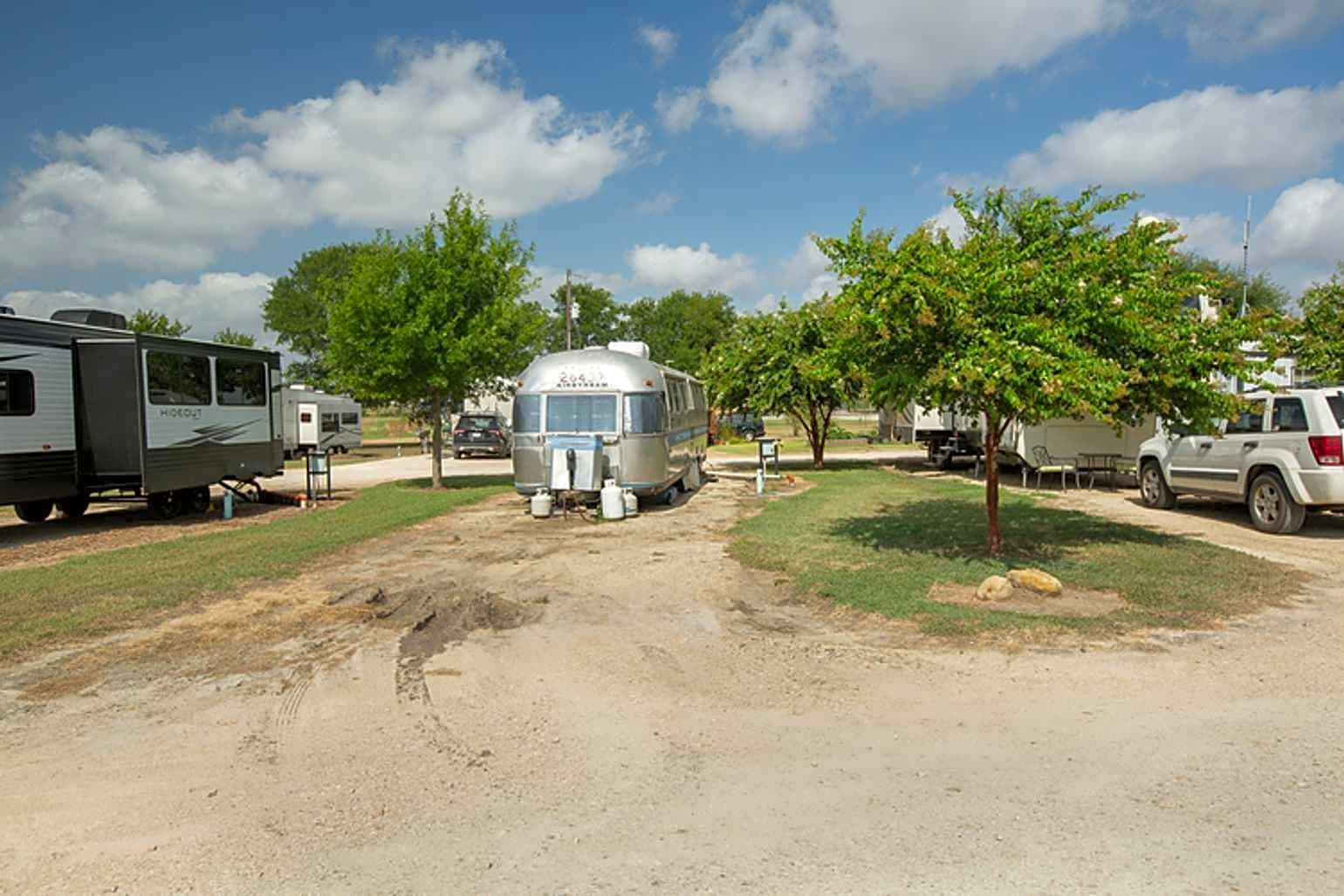 Standard Pull-Through RV Site