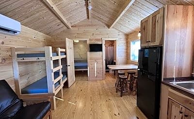 One Bedroom Log Camping Cabin #108 (sleeps 6)
