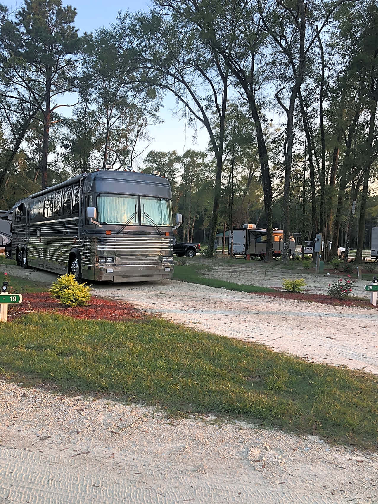 Full Hookup Back-In RV Site