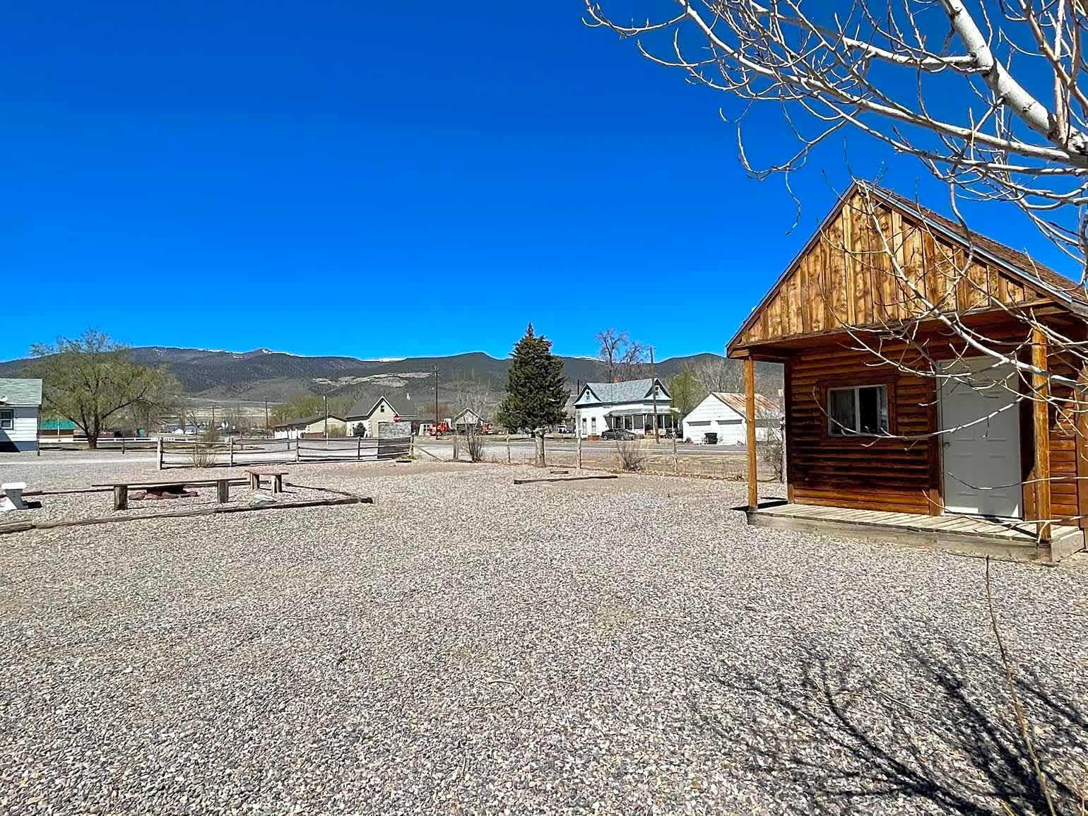 30/50 Back-In RV Site