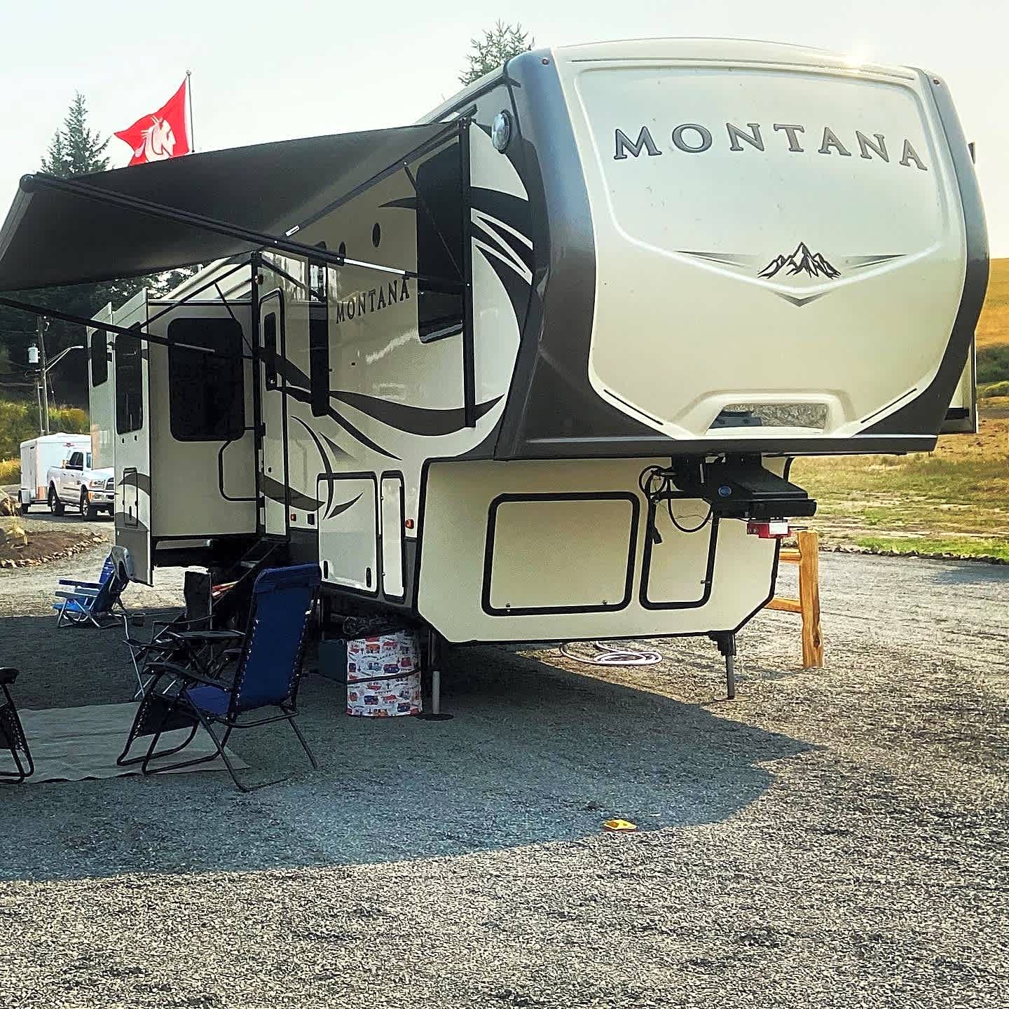 Pull-Thru | Full Hook Up RV Site