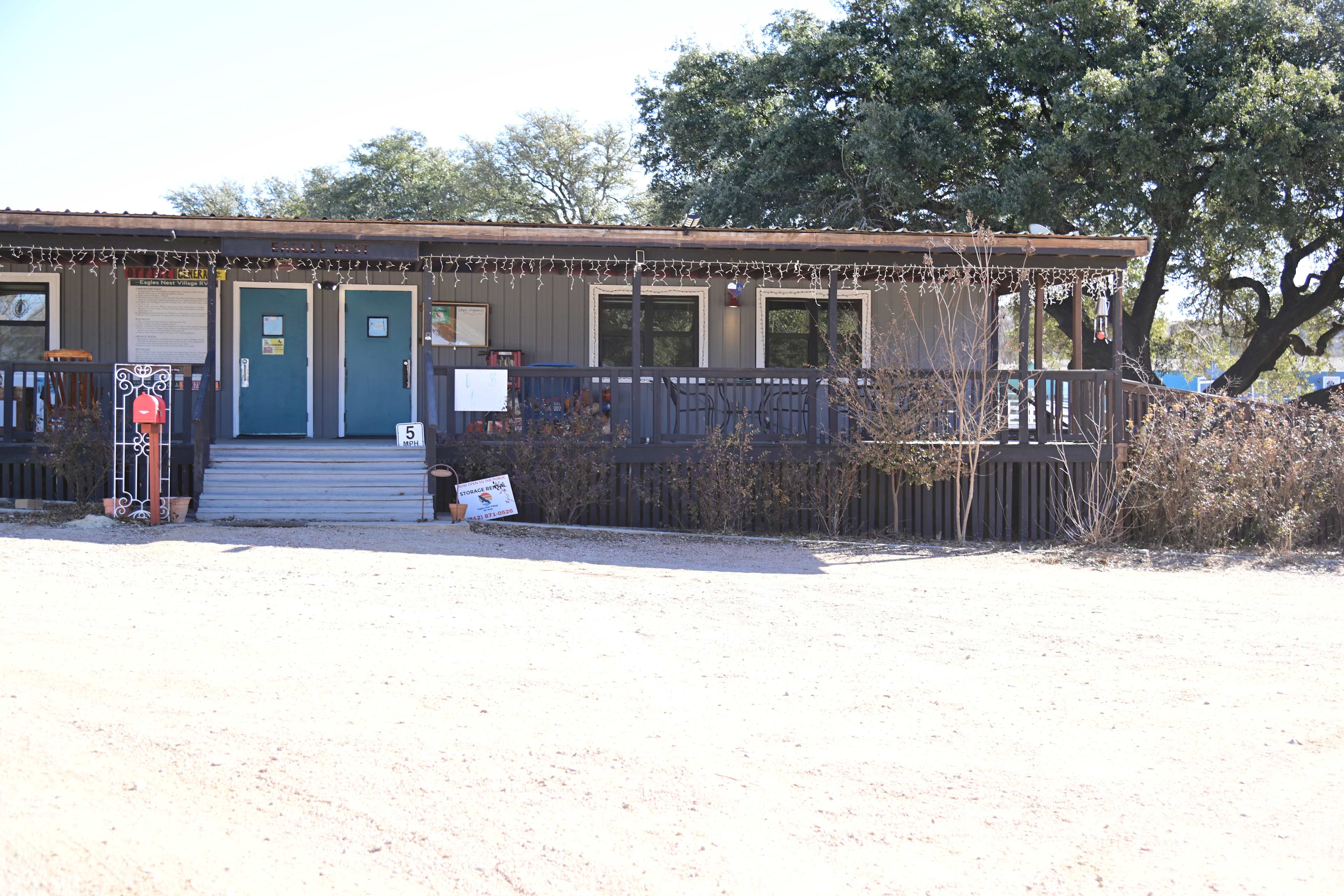 Eagle's Nest Village RV Park