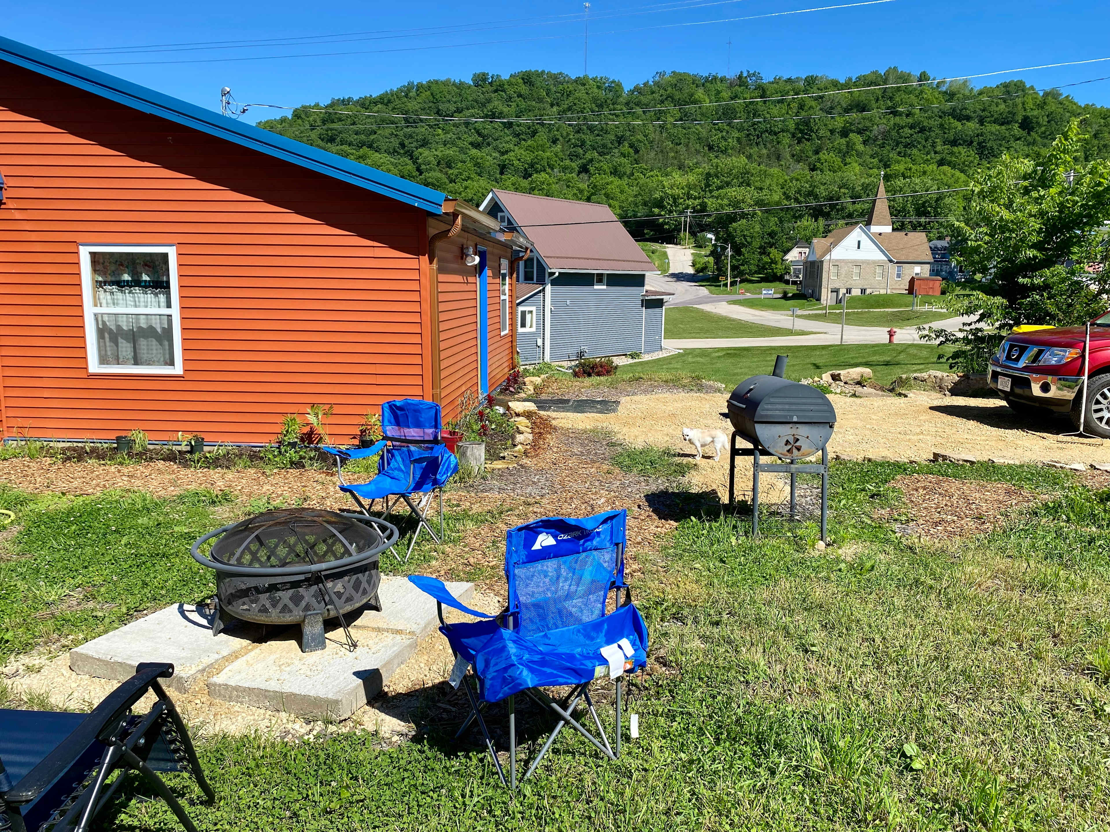 Parkside At The GroveShack-Dogs Ok