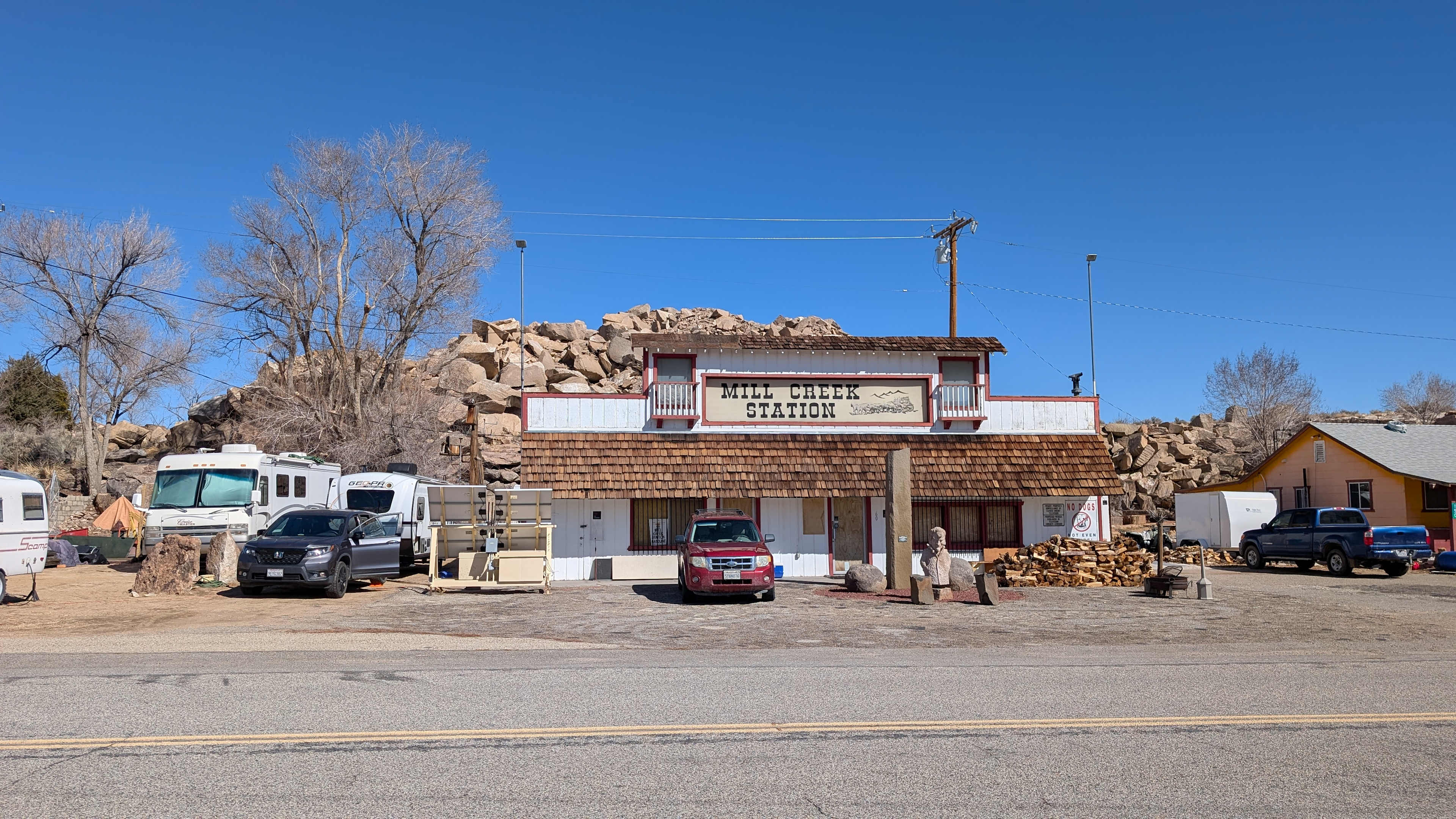 Mill Creek Station HWY 395 Bishop