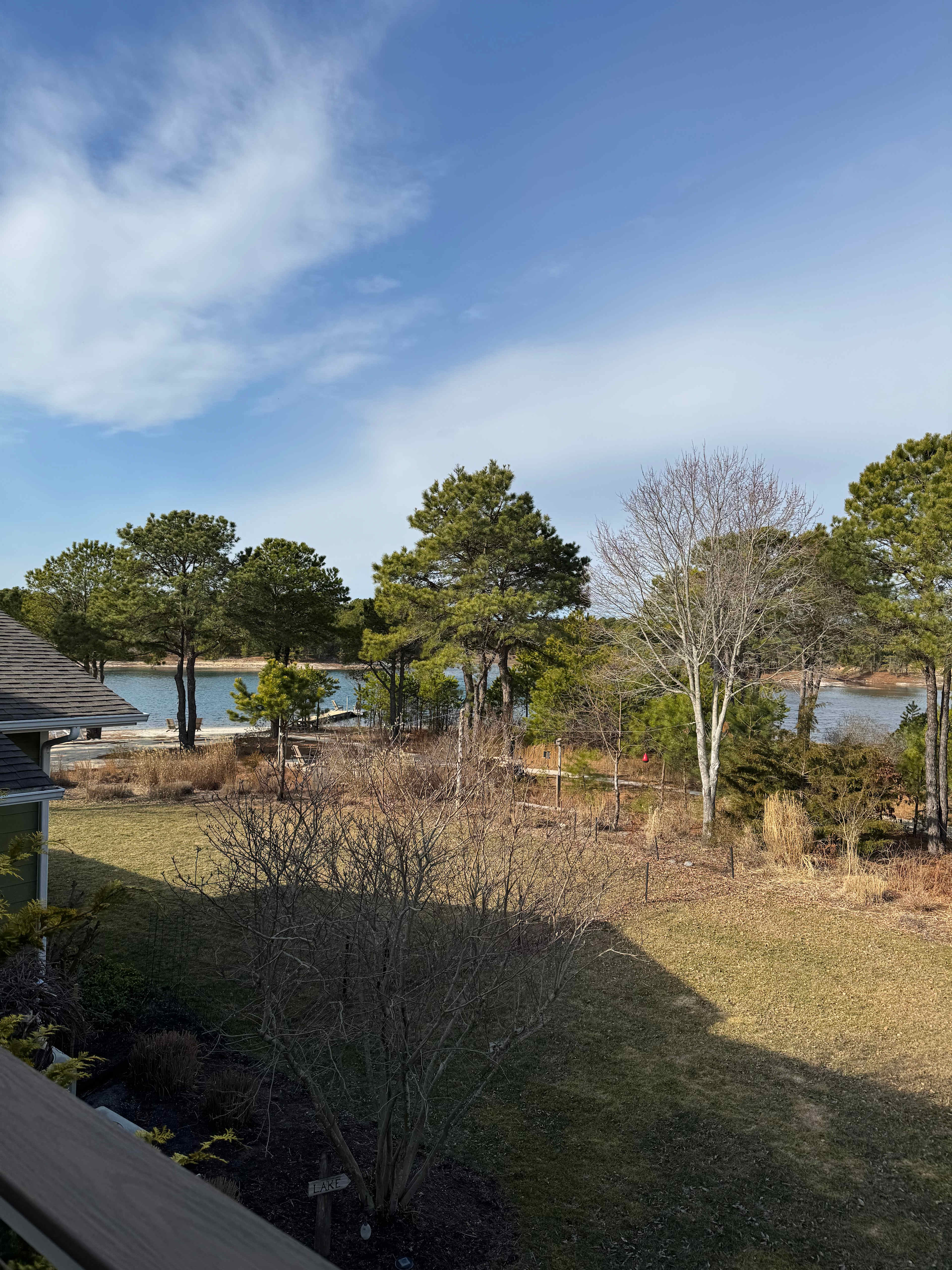 Secluded Lakeside Haven @ the Shore