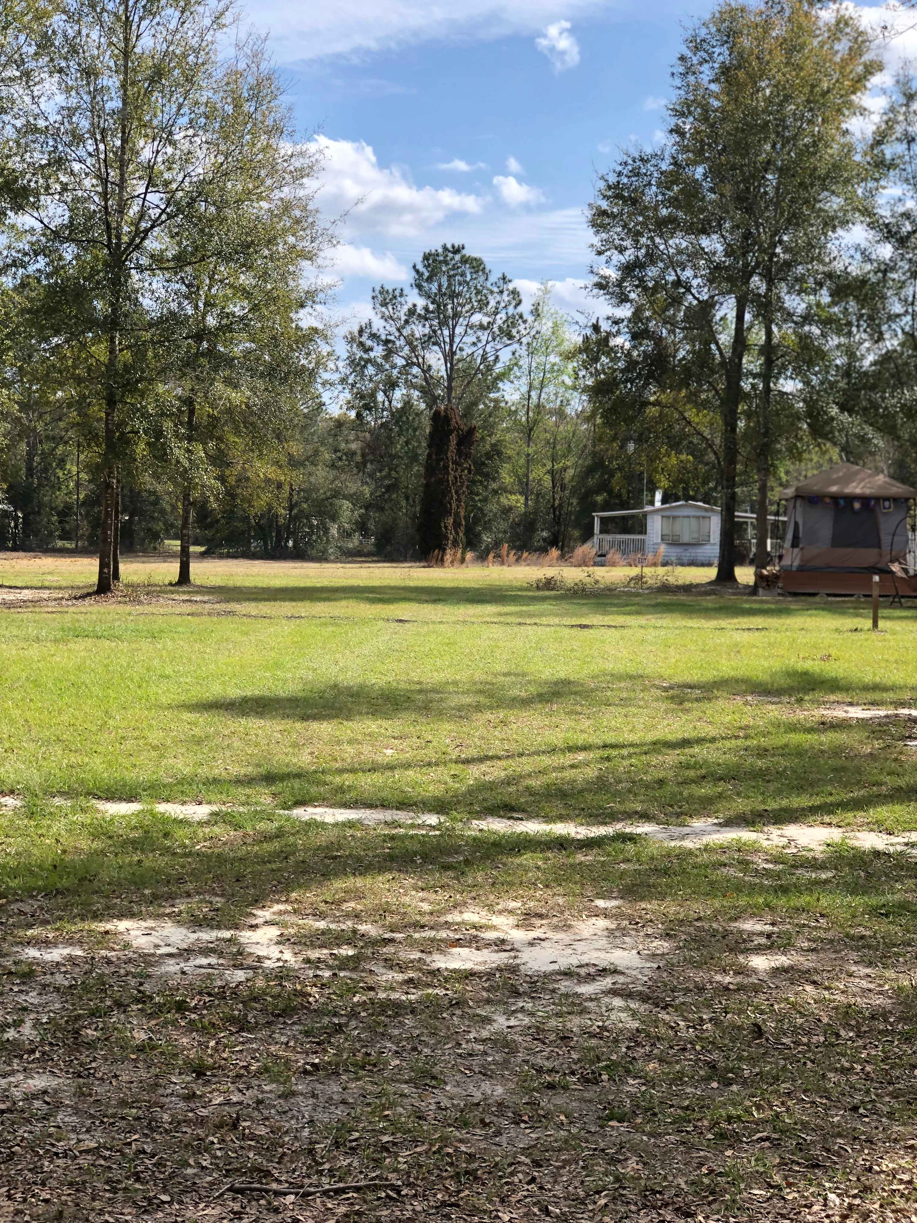 Two Larks Camp & RV