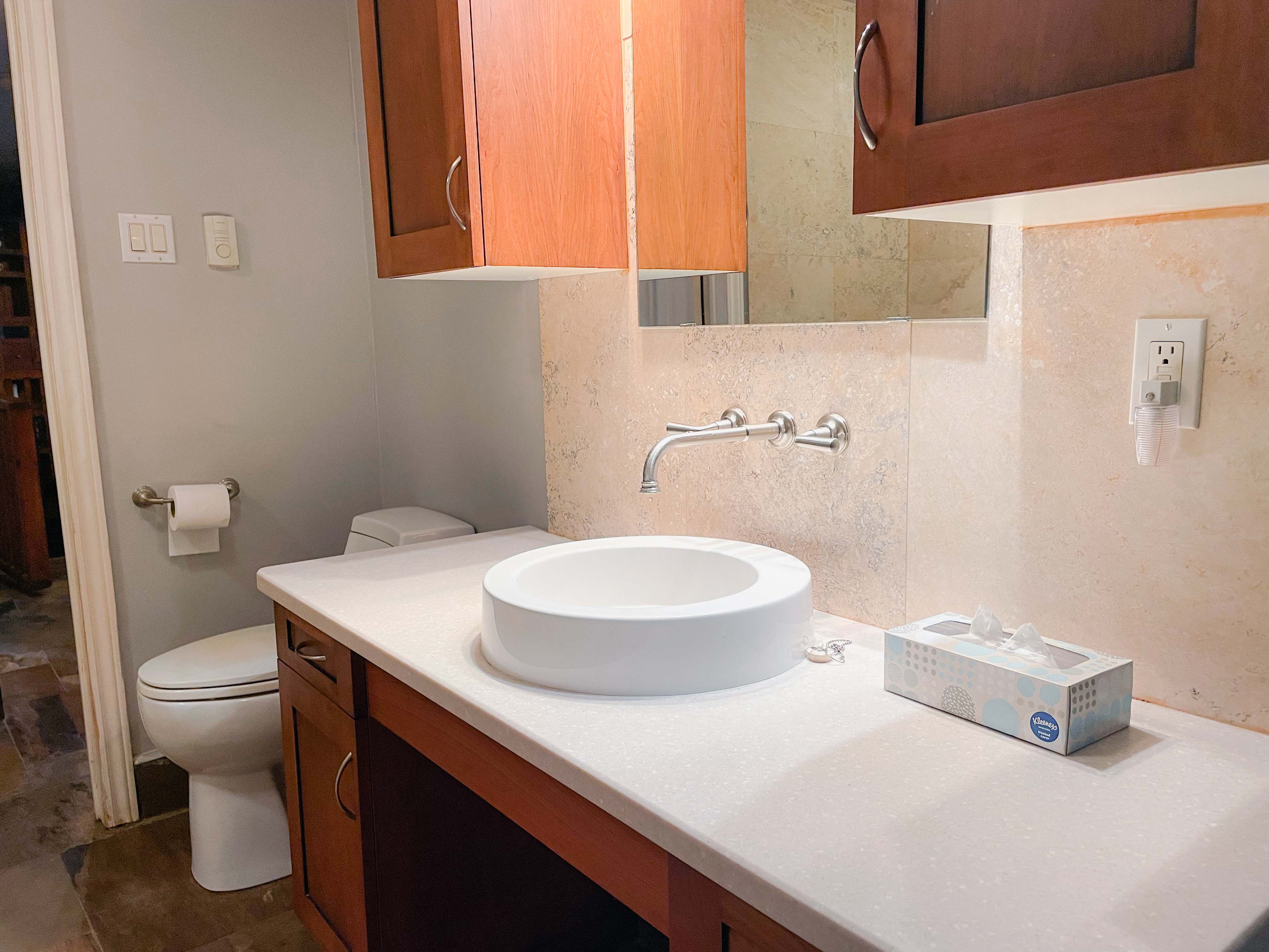 Spacious 3+2 BR Nature Cottage