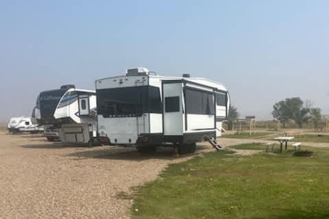 Badlands Hotel & Campground
