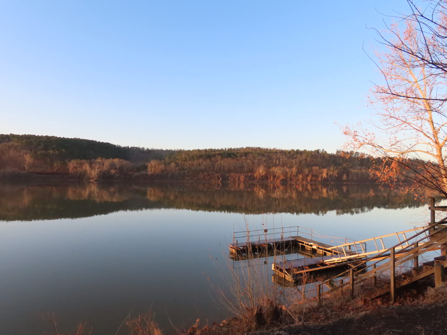Private Arkansas Riverfront RV Site