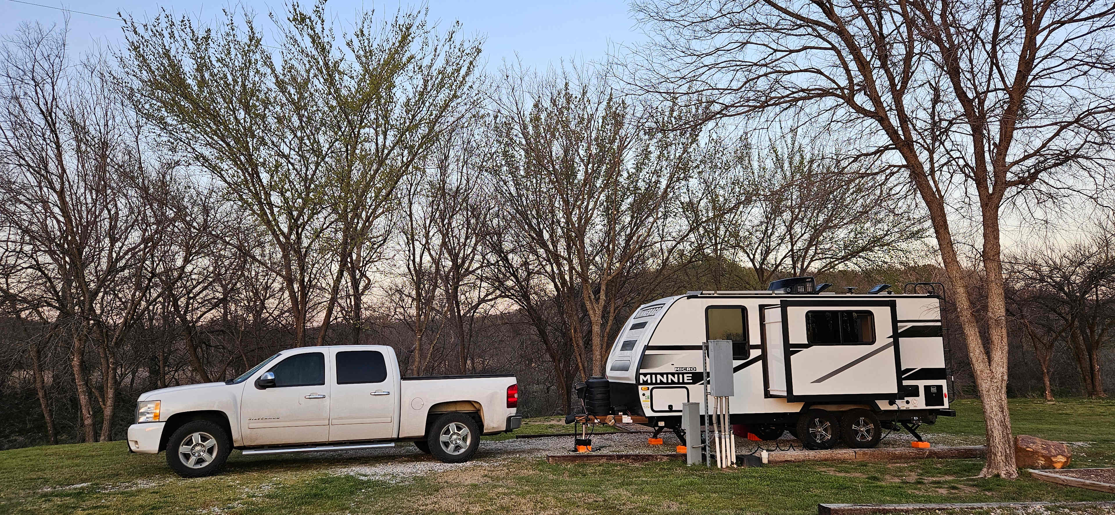 Creekside Brazos Rock Camp & Kayak