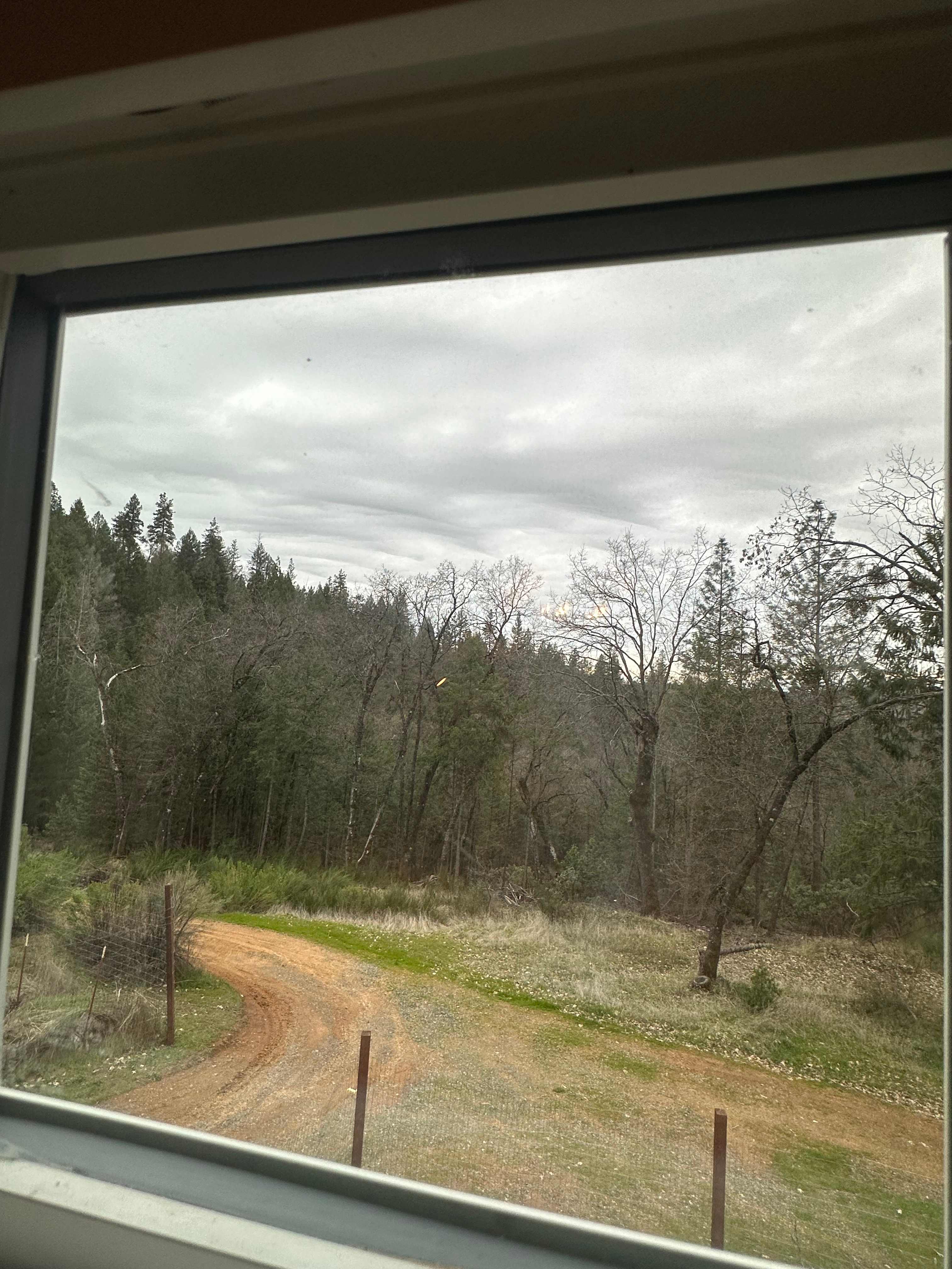 Rollins Lake Retreats, A/C & WIFI