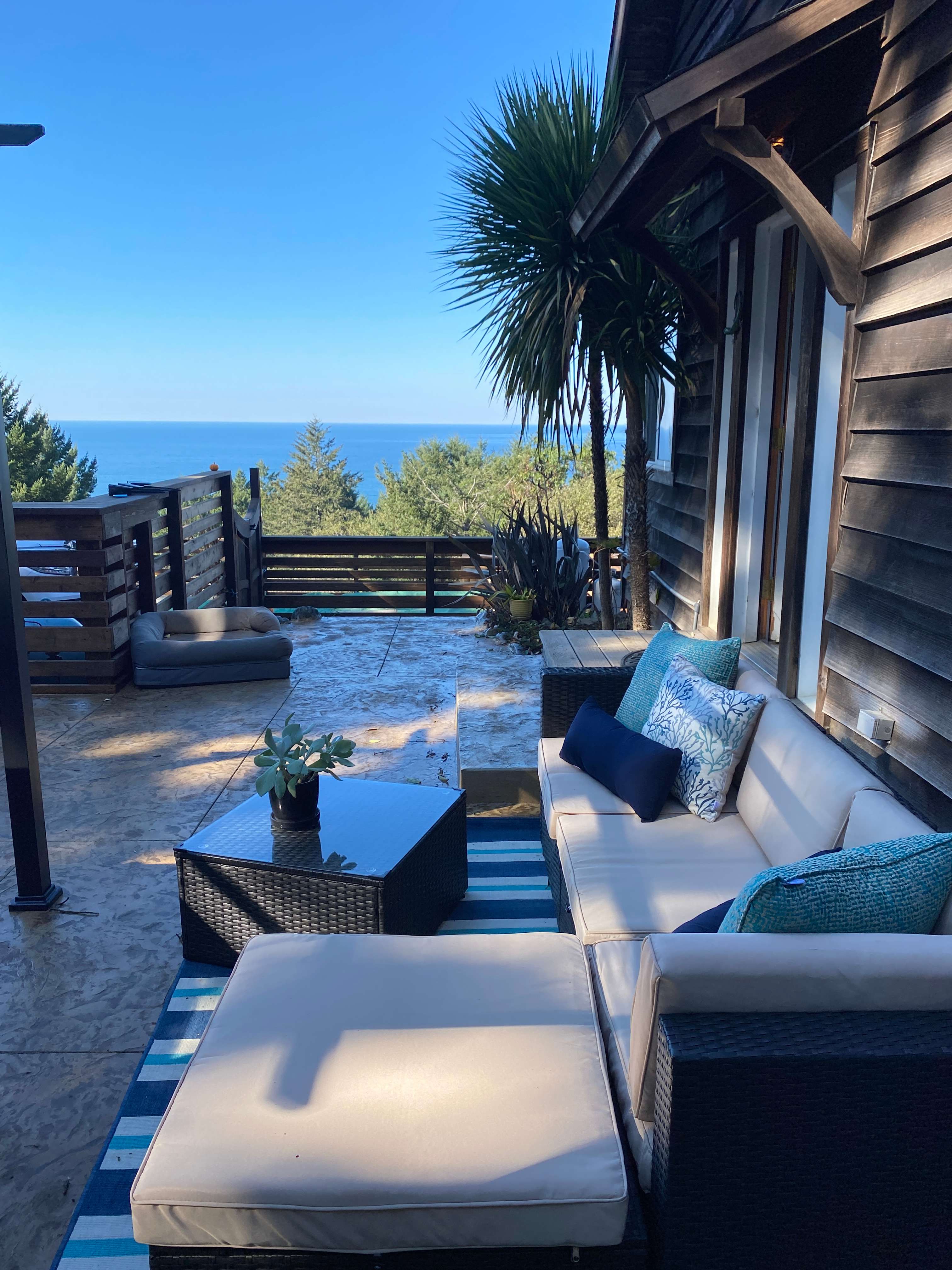 Lost Coast, Oceanview Retreat