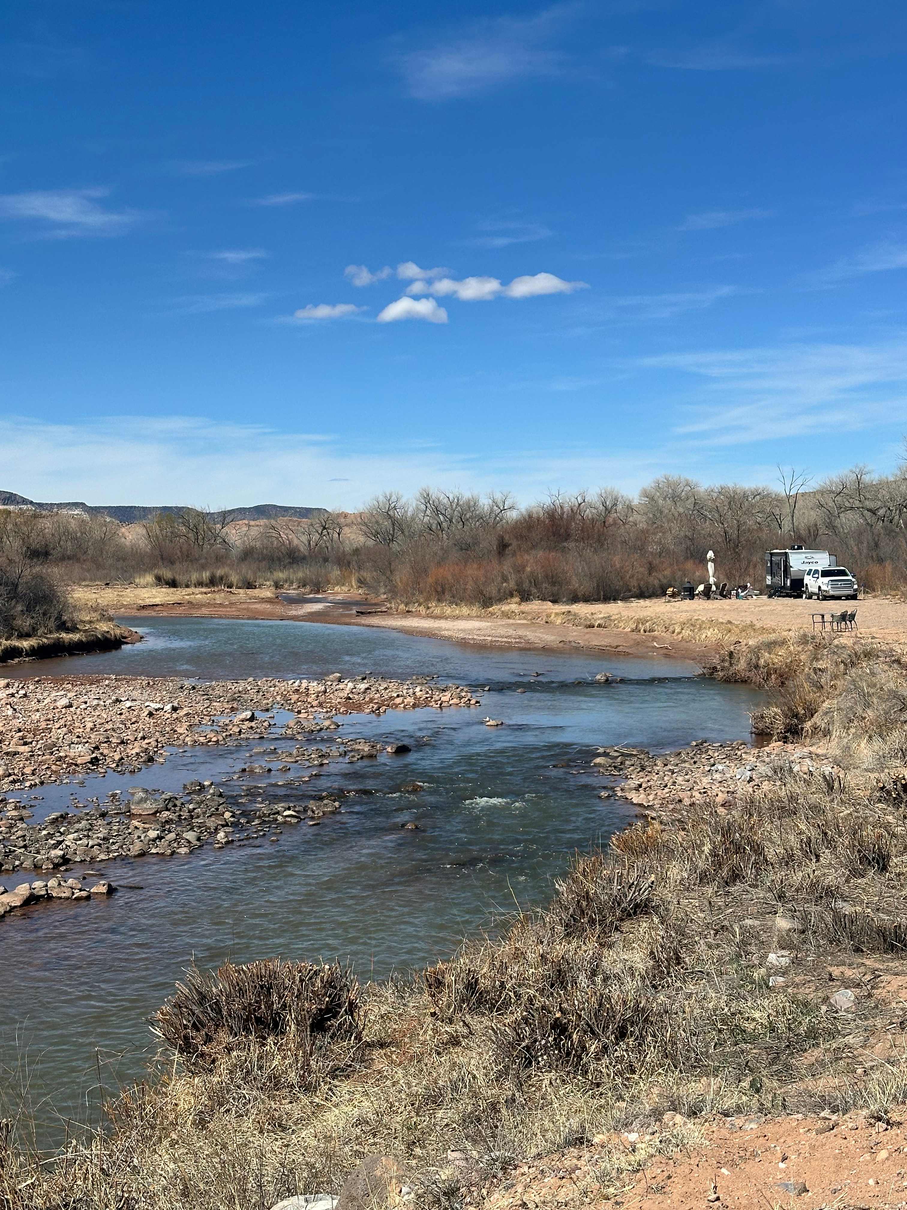 Viento Del Rio RV River Campsite