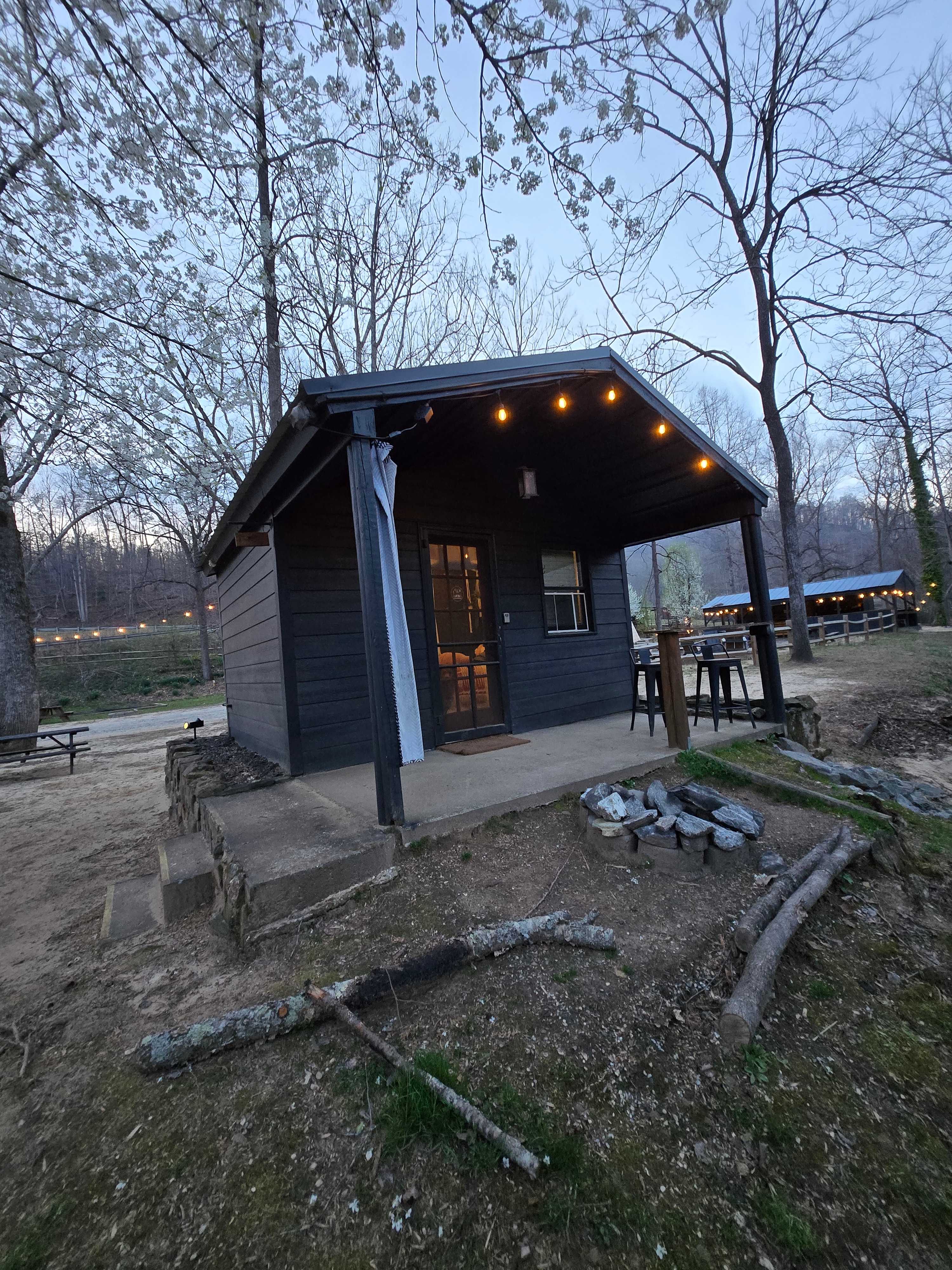 Gold River / camp + cabins