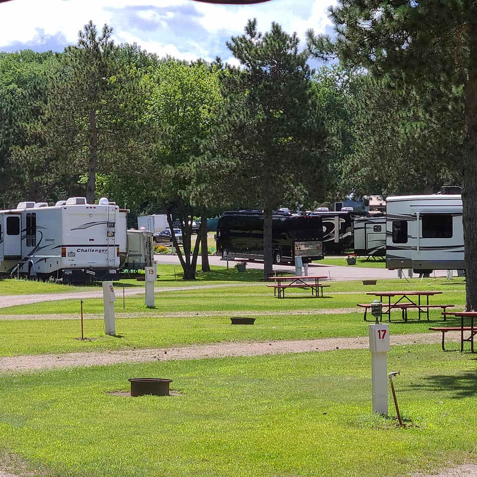 Country Roads Motorhome & RV Park