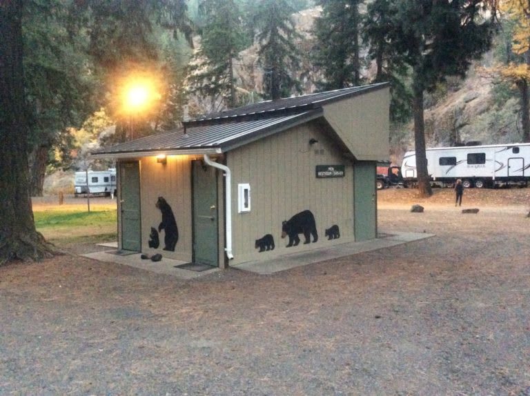 Squaw Rock RV Resort and Campground